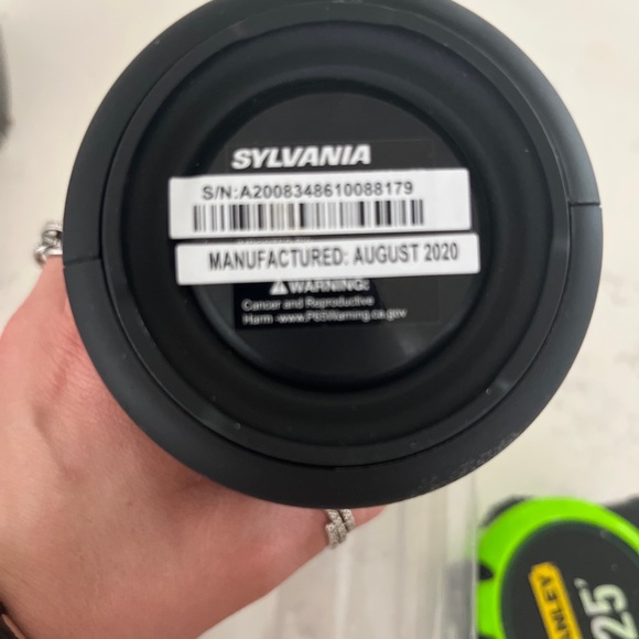 SYLVANIA Portable Rugged Waterproof Outdoor IPX4 Bluetooth Speaker SP953-BLACK - Picture 5 of 7